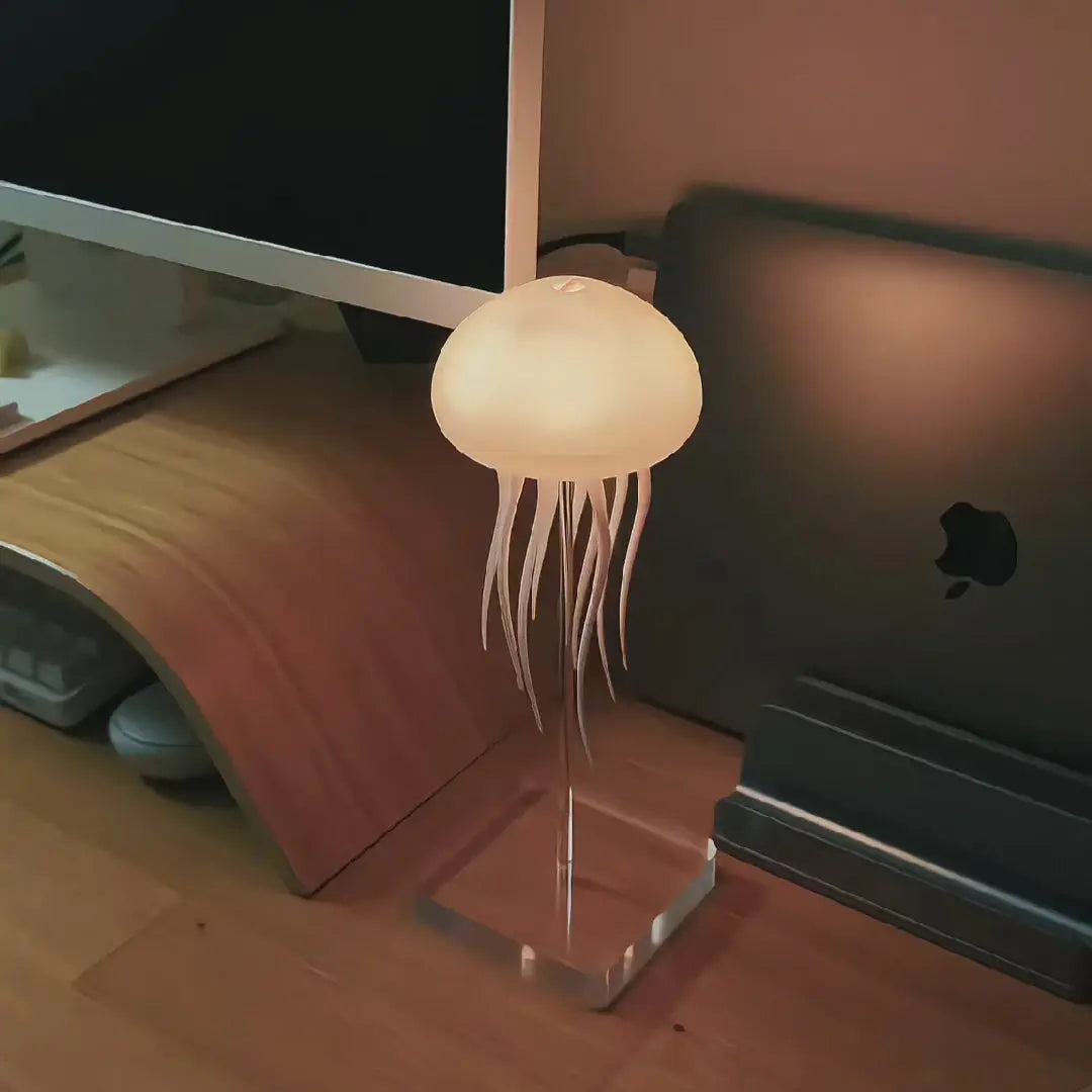 Jellyfish Glow Lamp Soliqlo