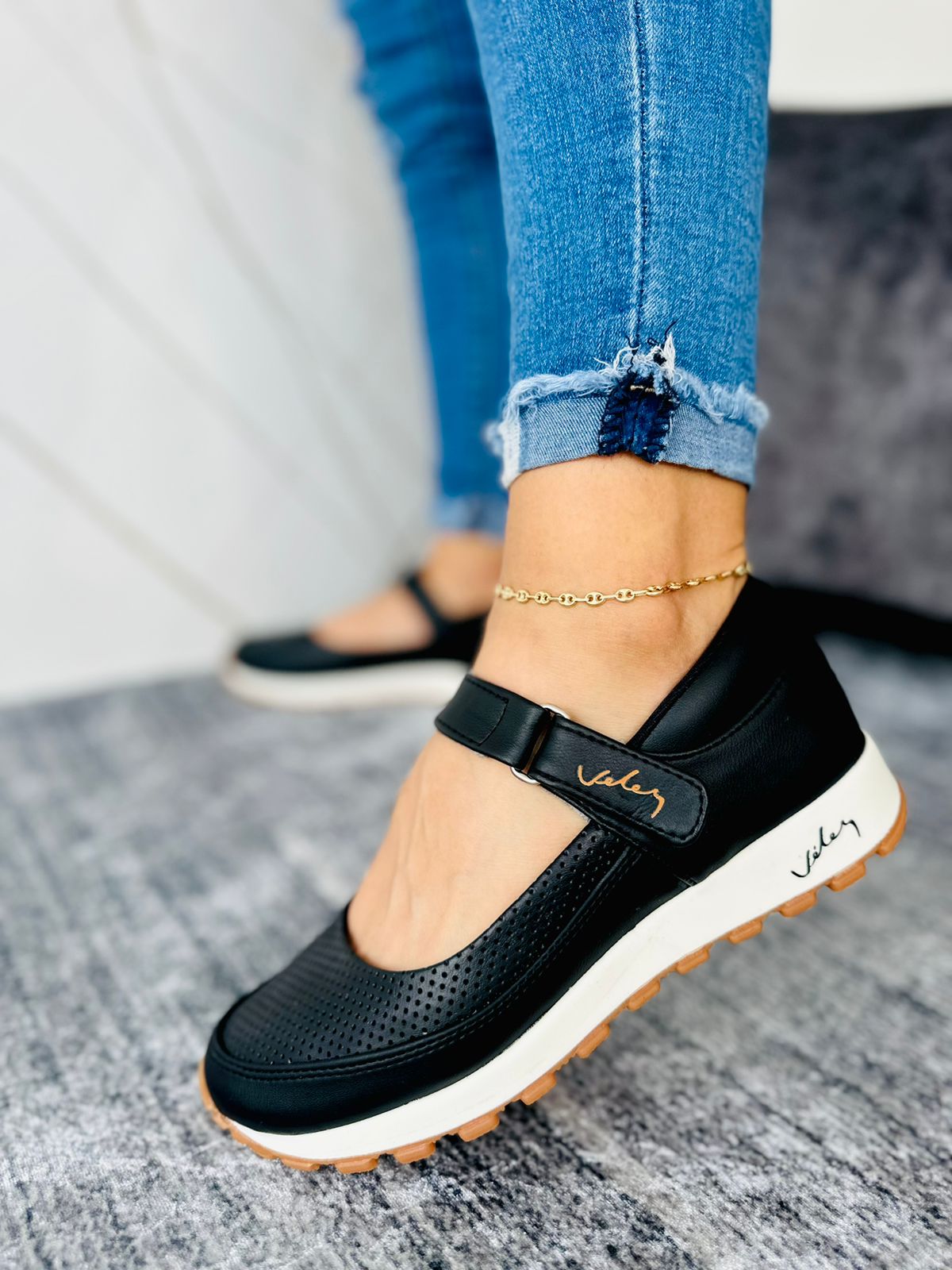 Balance Step - Orthopedic Shoe - Soliqlo
