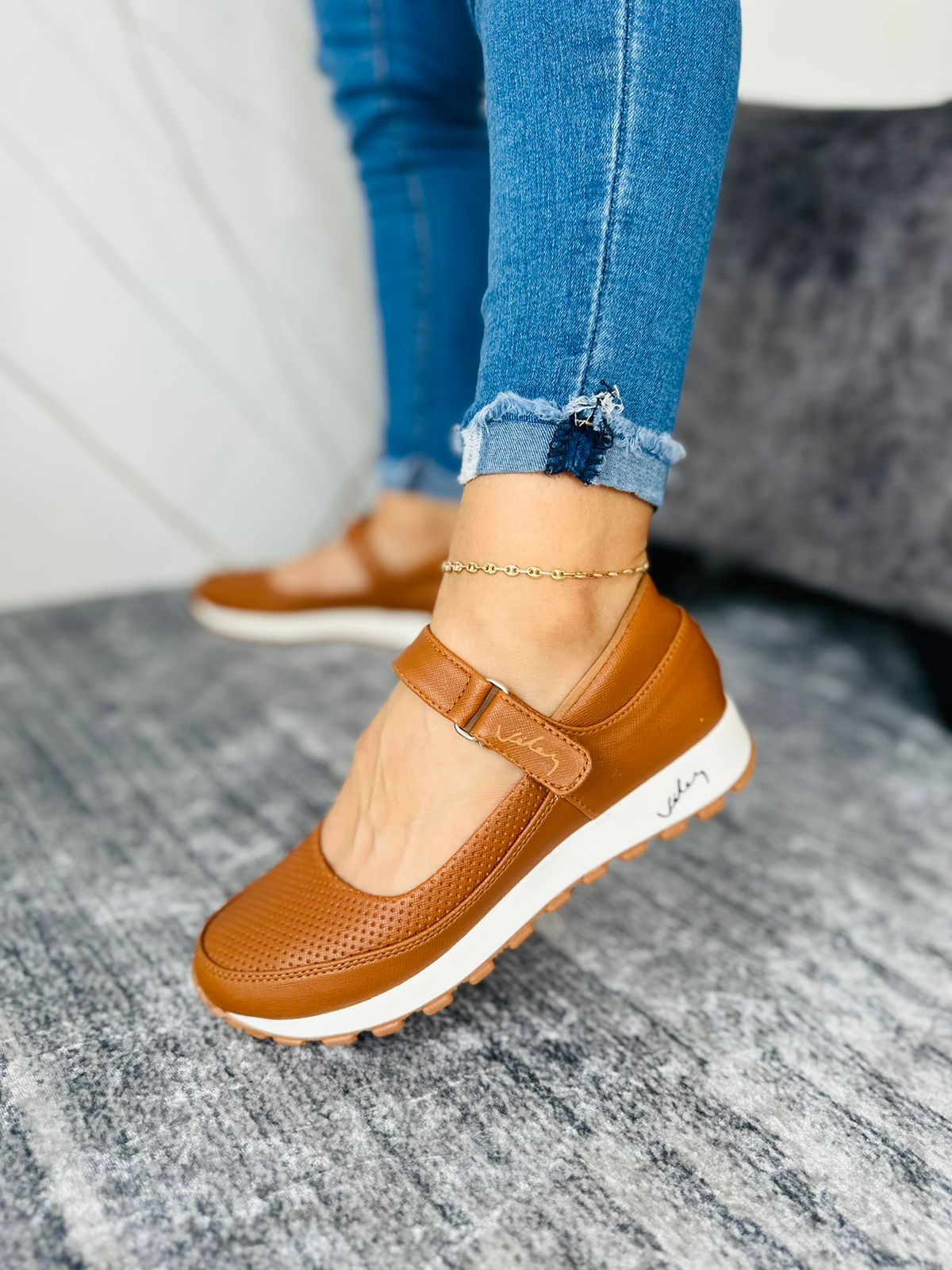Balance Step - Orthopedic Shoe - Soliqlo