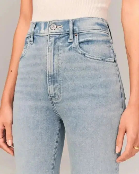 Flare Sculpt Jeans - Soliqlo