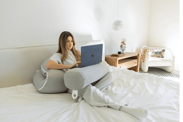 HugLuxe Cooling Pillow - Soliqlo