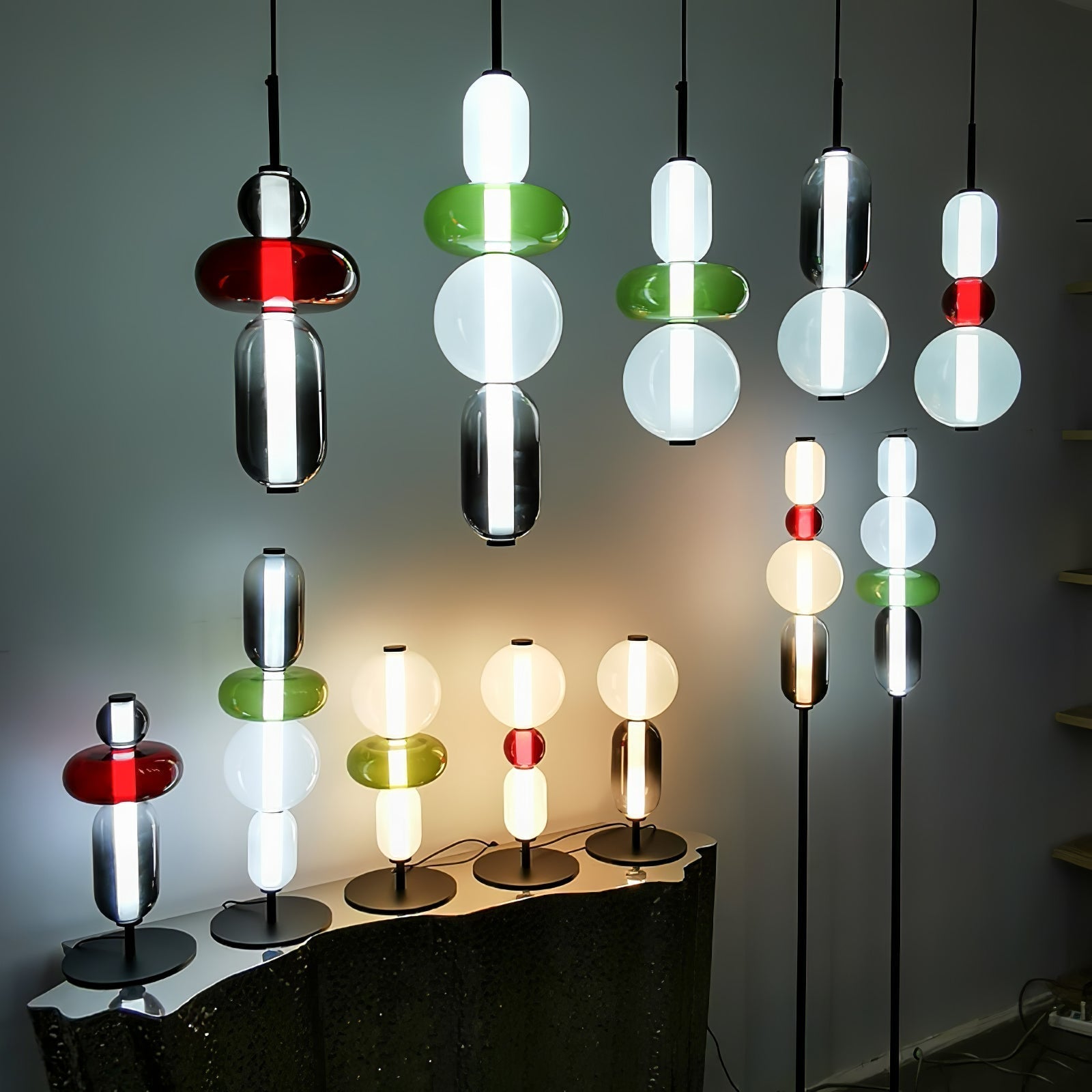 Prisma Glow Glass Pendant Light - Soliqlo