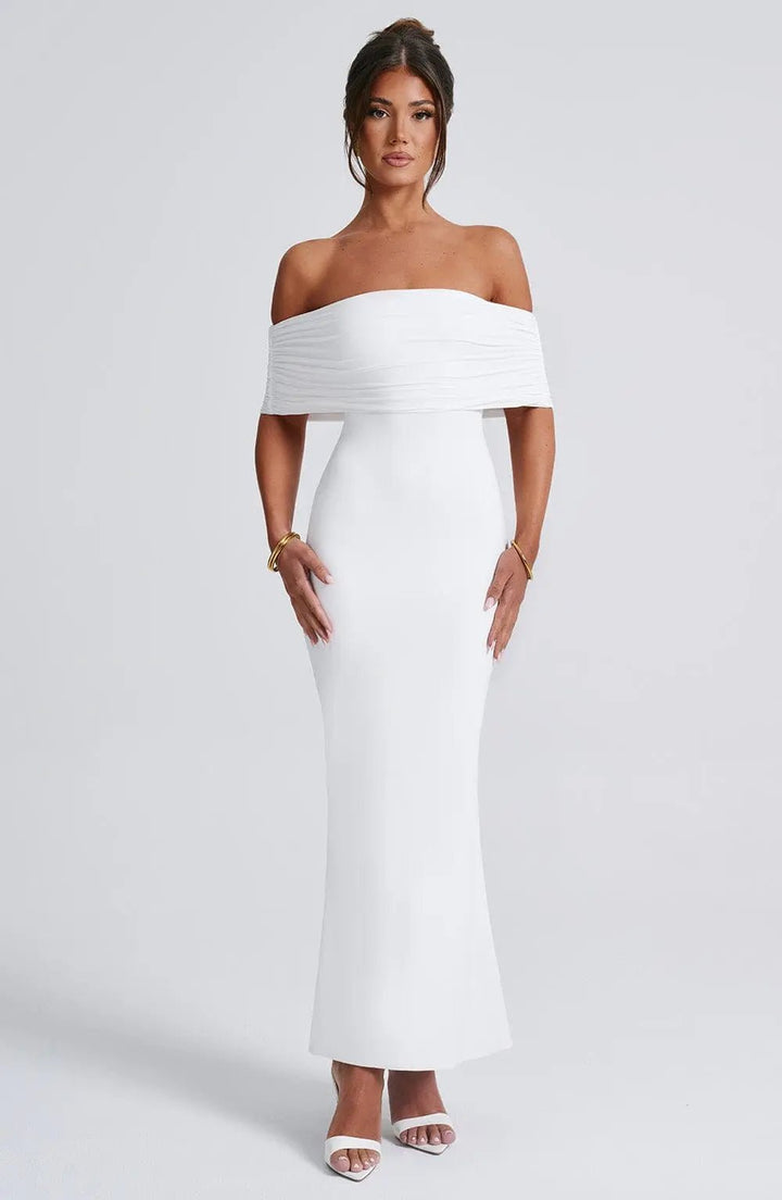 White Velvet Maxi - Soliqlo